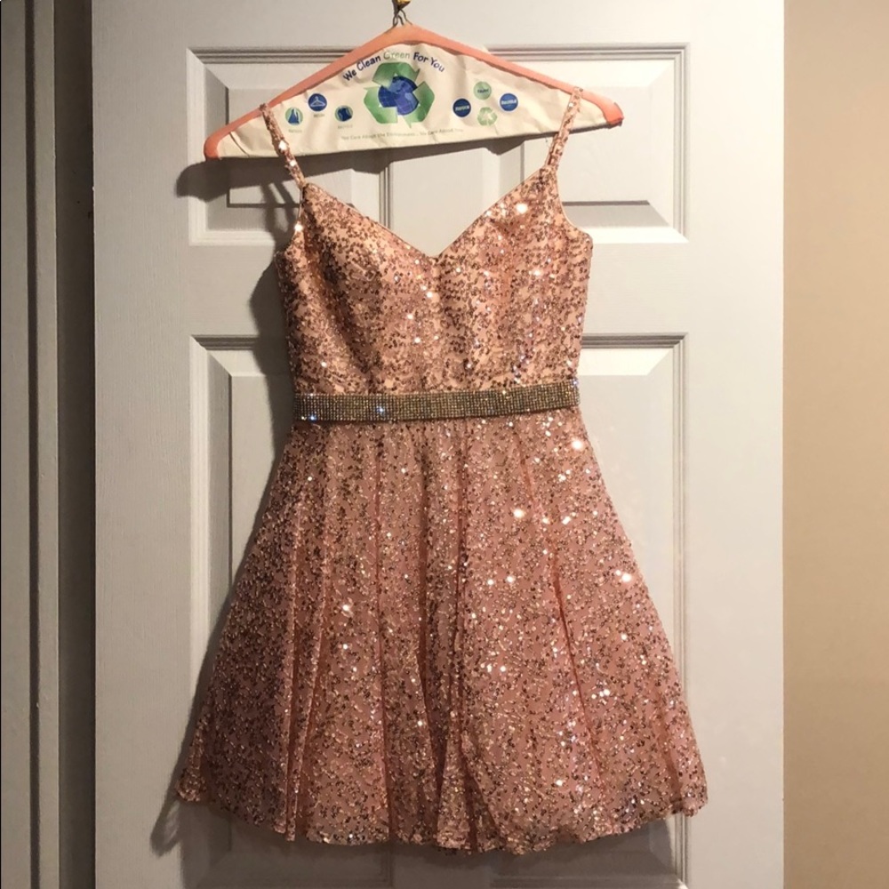 Prom/formal dress